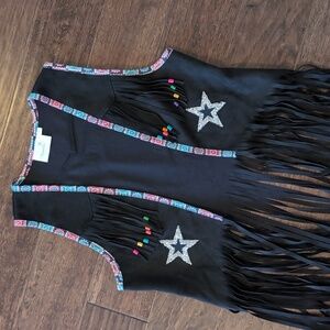Western Vest w Tassel Fringe, Rhinestone, bull, "be brave" Black